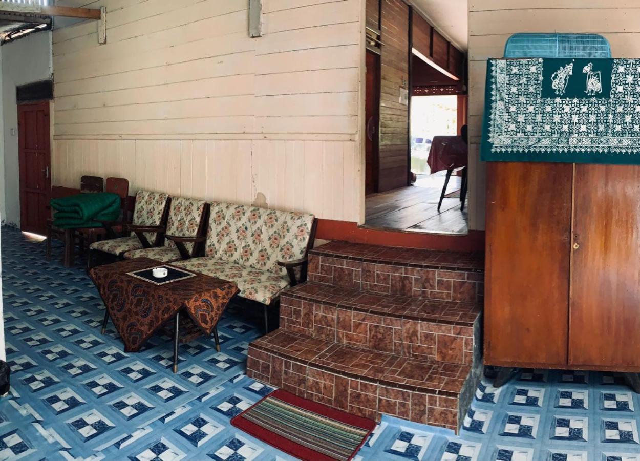 Koto Hilalang Homestay Bukittinggi Exterior photo